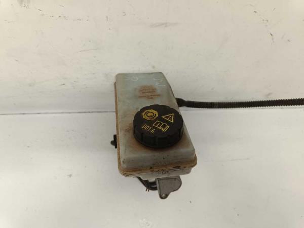 MAITRE CYLINDRE VW UP/ SEAT MII/ SKODA CITIGO - Vue 3